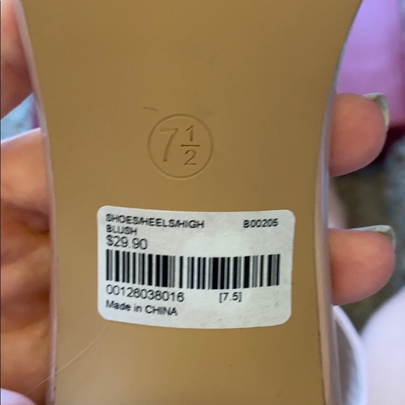 Nude heels - Picture 4 of 6